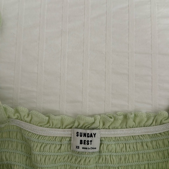 Sunday best by aritzia green polka dot top - Picture 2 of 3